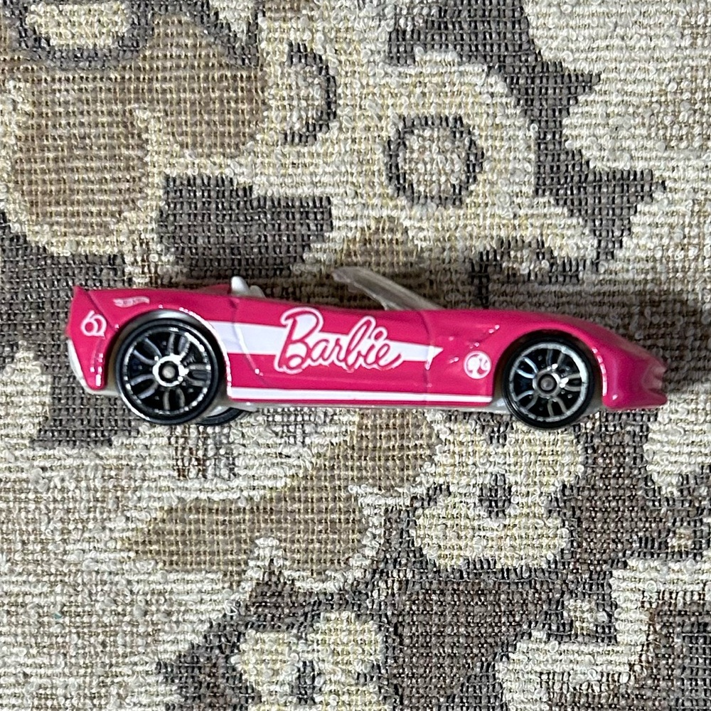 4/$20 Hot Wheels Barbie Pink ‘14 Corvette Stingray Barbie 60 Years